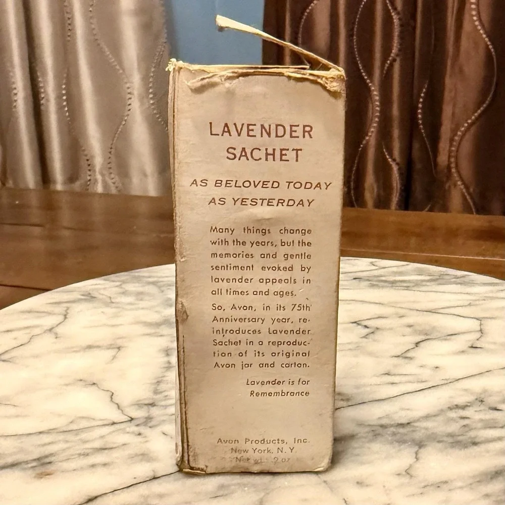 NEW! Vintage 1961 AVON 75th Anniversary Lavender Sachet Powder Jar BOX‎ 1886